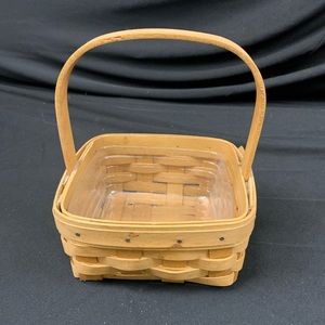 Longaberger baskets 2002)